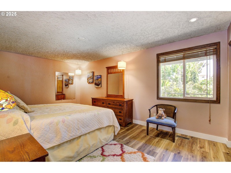 Bedroom, Owner's Suite