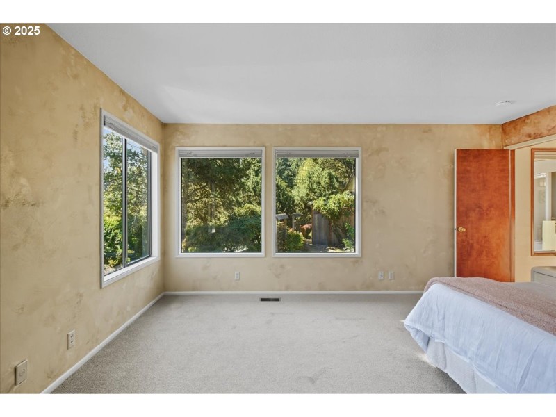 Bedroom, Owner's Suite