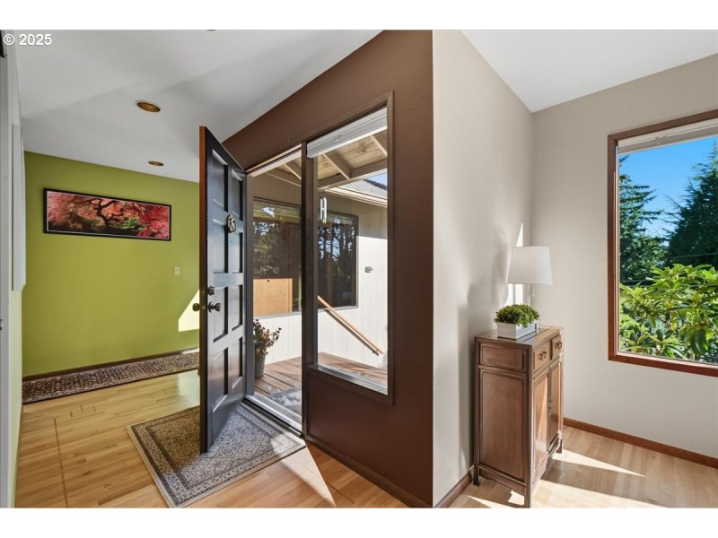Entrance/Foyer