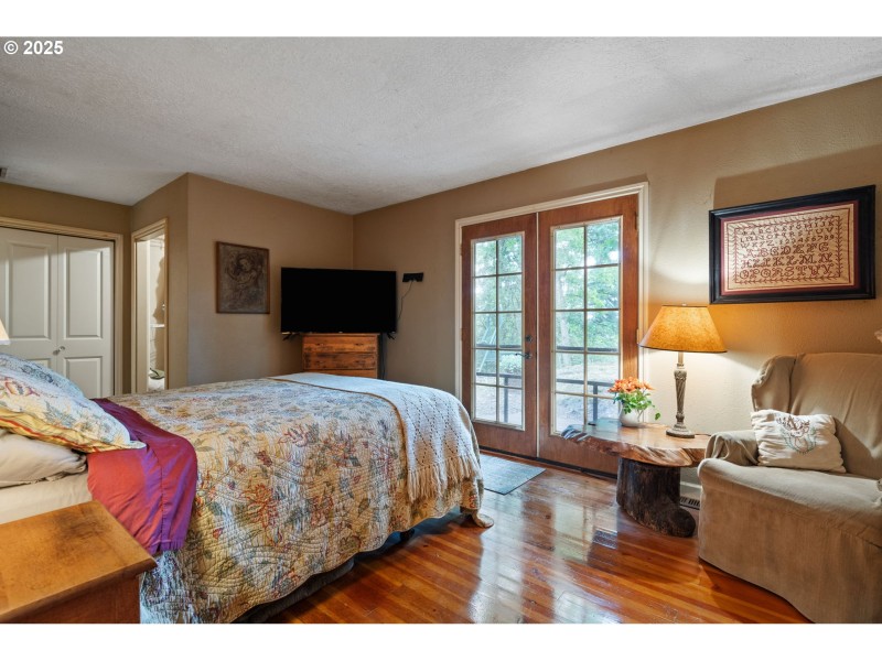 Bedroom, Owner's Suite