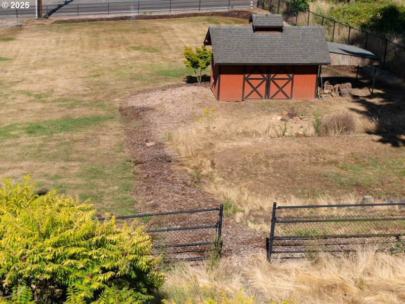 Barn