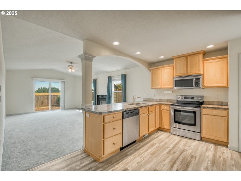 Kitchen/Living Room