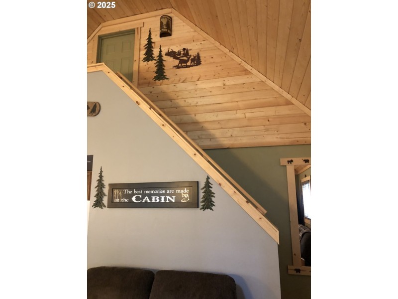Upstairs Unit