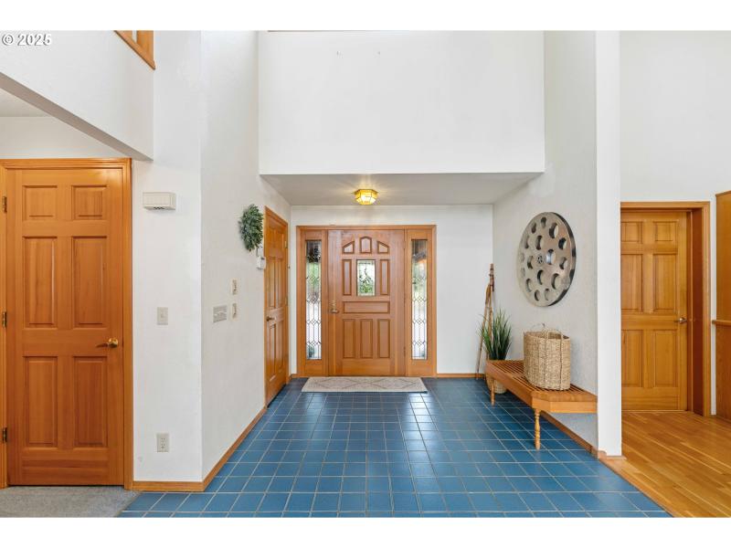 Entrance/Foyer
