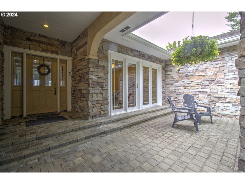 Entrance/Foyer