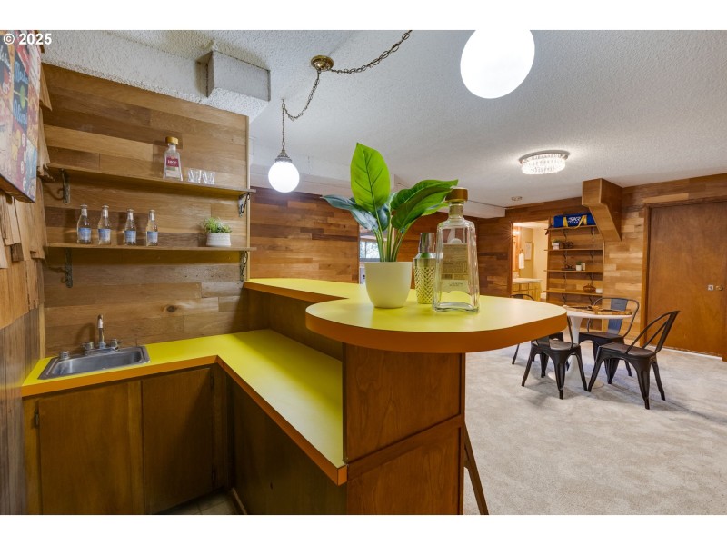 Wet Bar