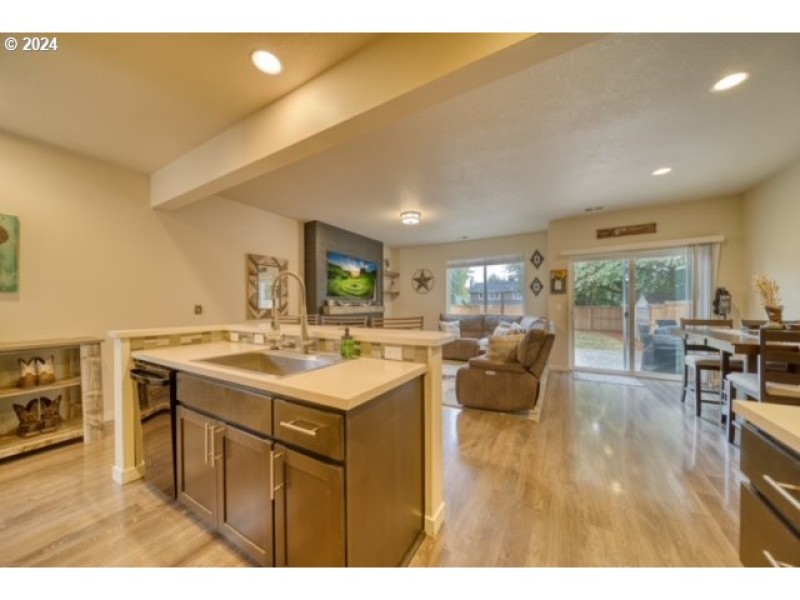 Kitchen/Family Room