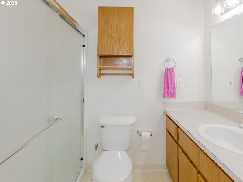 Bedroom, Owner's Suite