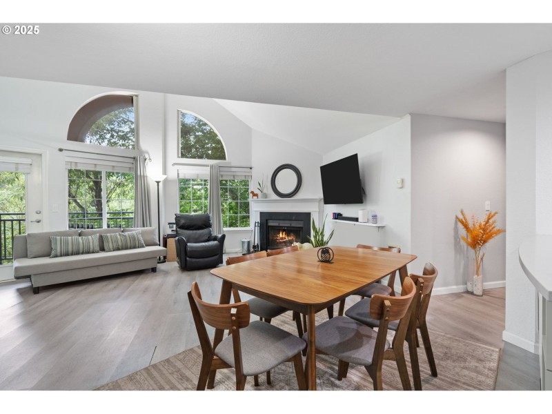 Living Room/Dining Room