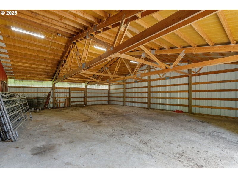 Barn