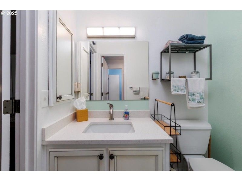 Owner's Suite Bathroom