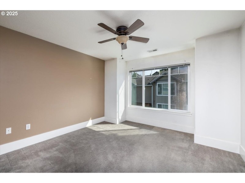 Bedroom, Primary