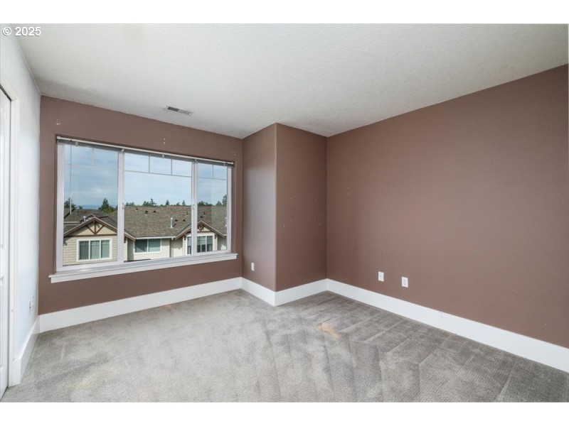 Bedroom, Primary