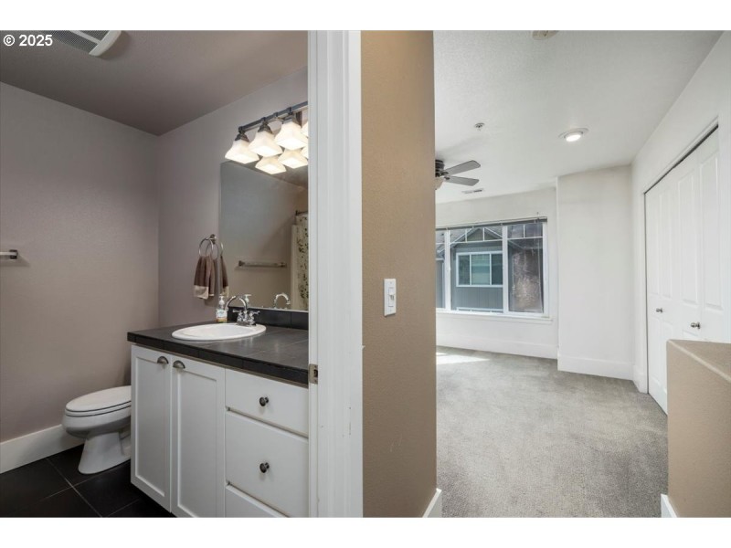 Bathroom, Attached