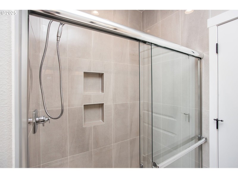 Bathroom, Attached