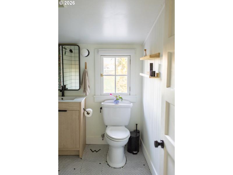 Attached Bathroom #2