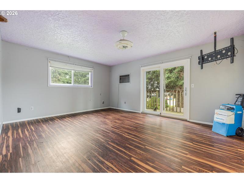 Owner's Suite Bedroom