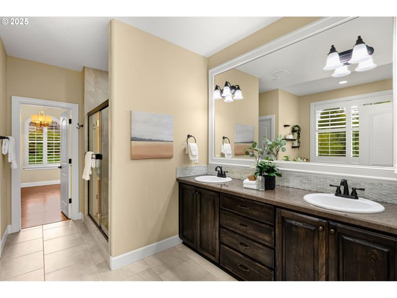 Bathroom, Attached