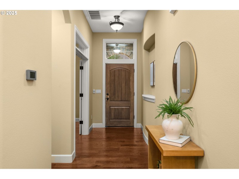 Entrance/Foyer