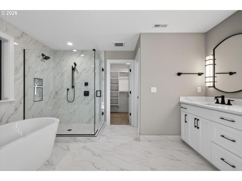 Owner's Suite Bathroom