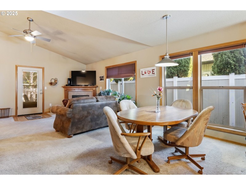 Living Room/Dining Room