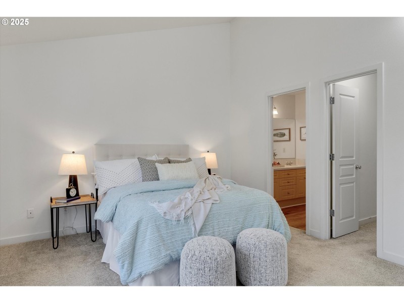 Bedroom, Primary
