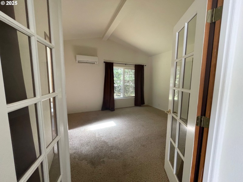 Bedroom, Owner's Suite