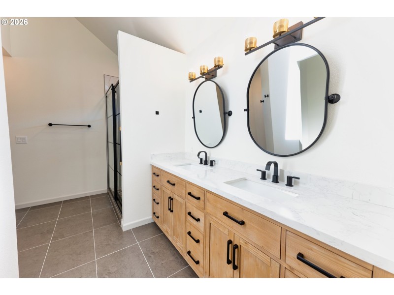 Owner's Suite Bathroom