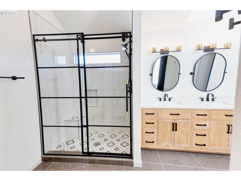 Owner's Suite Bathroom