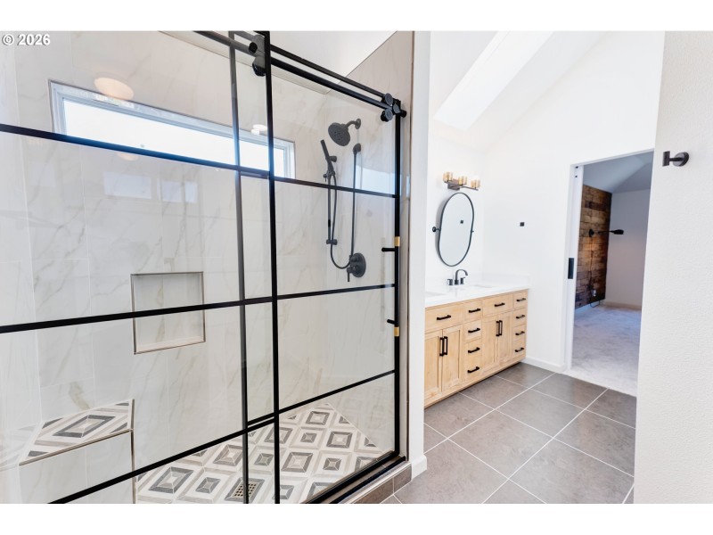 Owner's Suite Bathroom