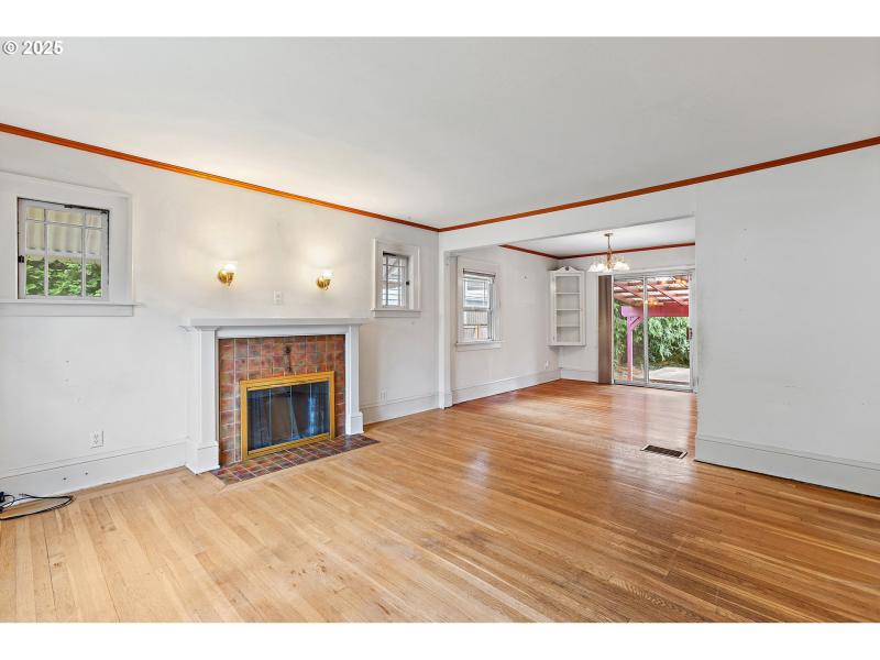 Living Room/Dining Room