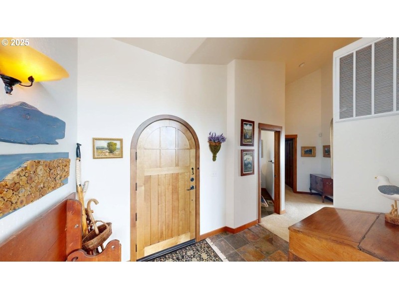 Entrance/Foyer