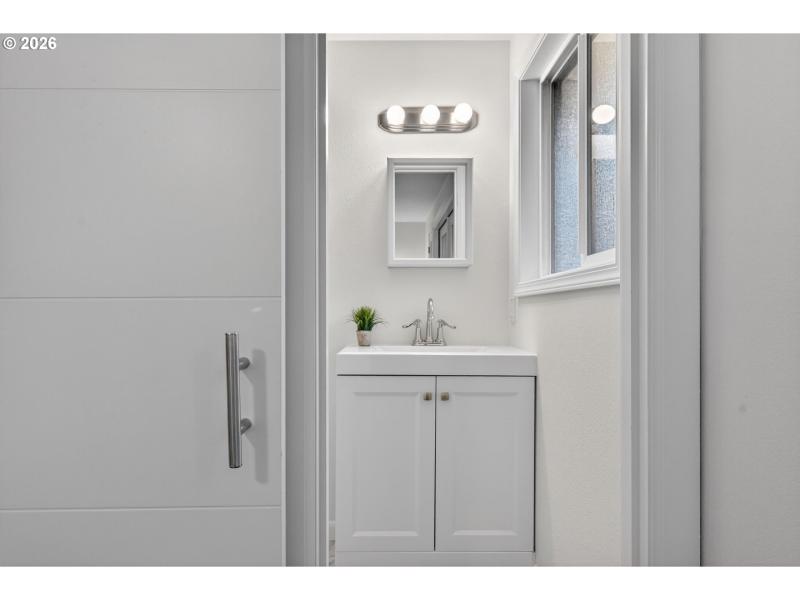 Owner's Suite Bathroom