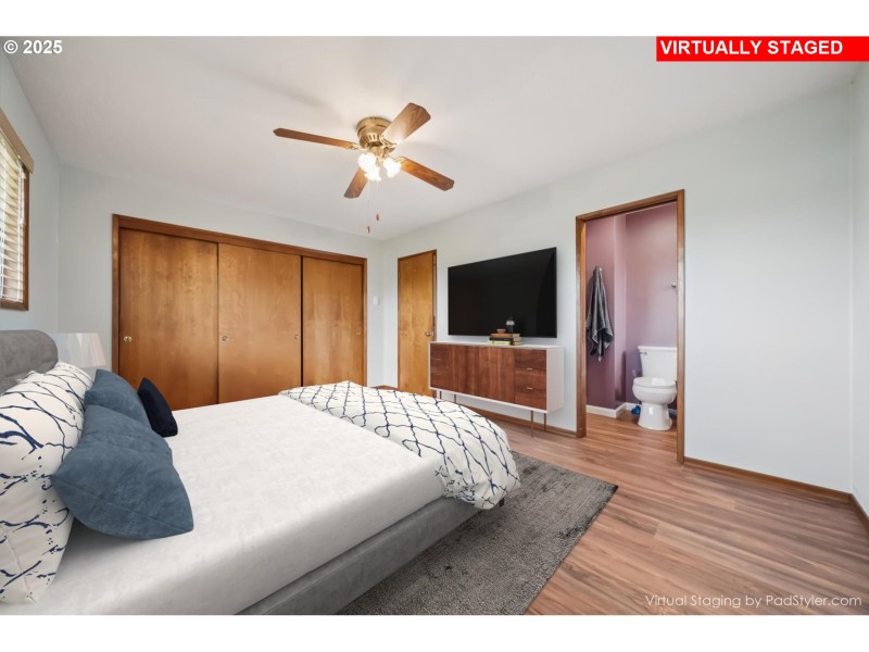 Bedroom, Primary