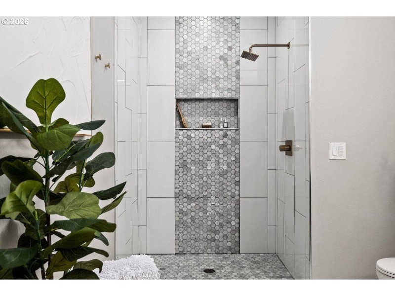 Owner's Suite Bathroom