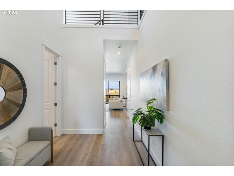 Entrance/Foyer