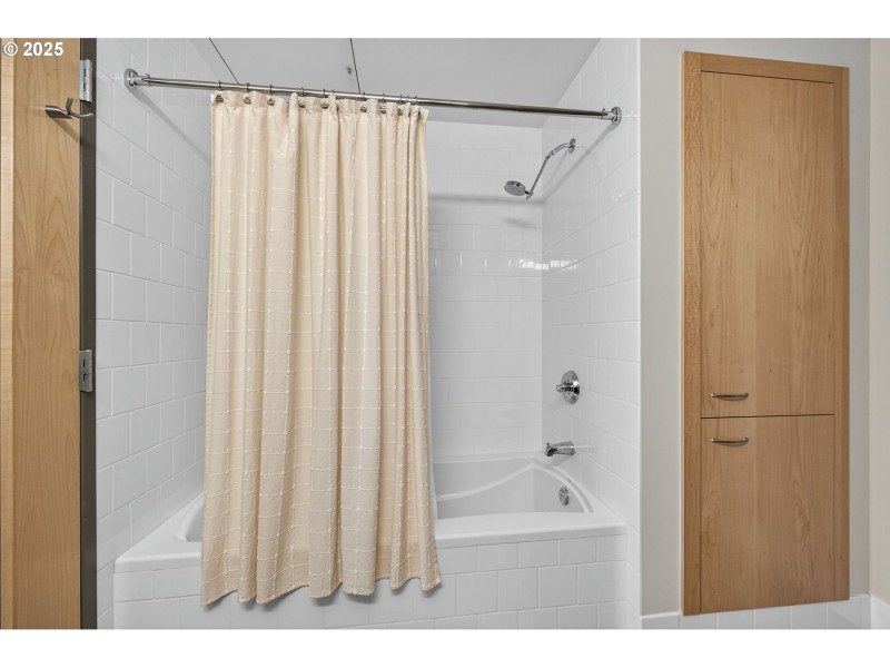 Bathroom, Attached