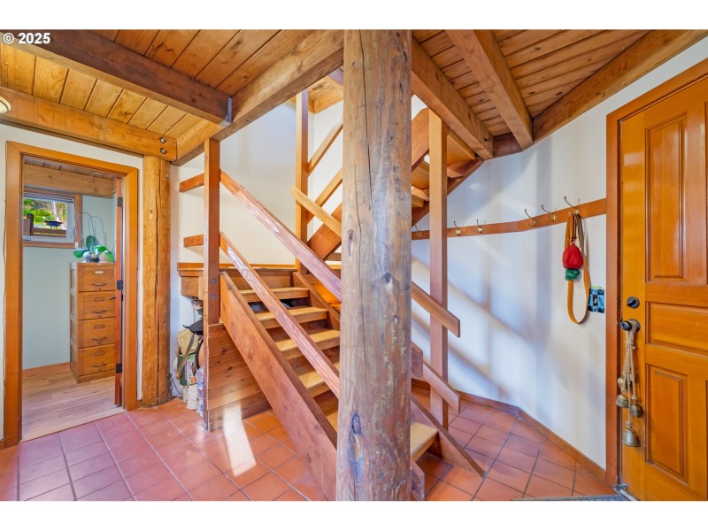 Entrance/Foyer