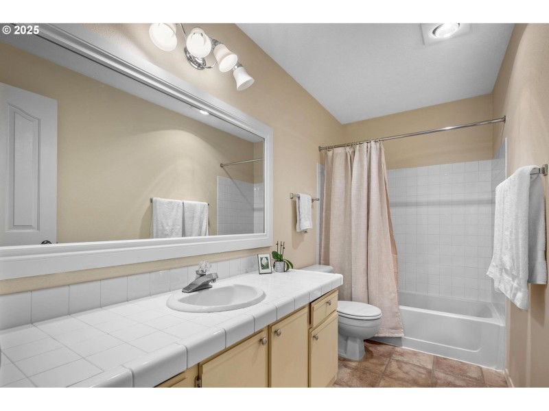 Bathroom, Attached