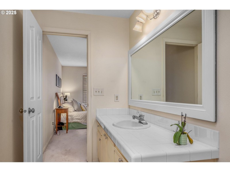 Bathroom, Attached