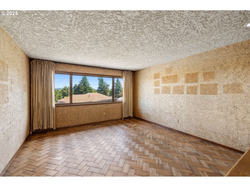 Den/Office