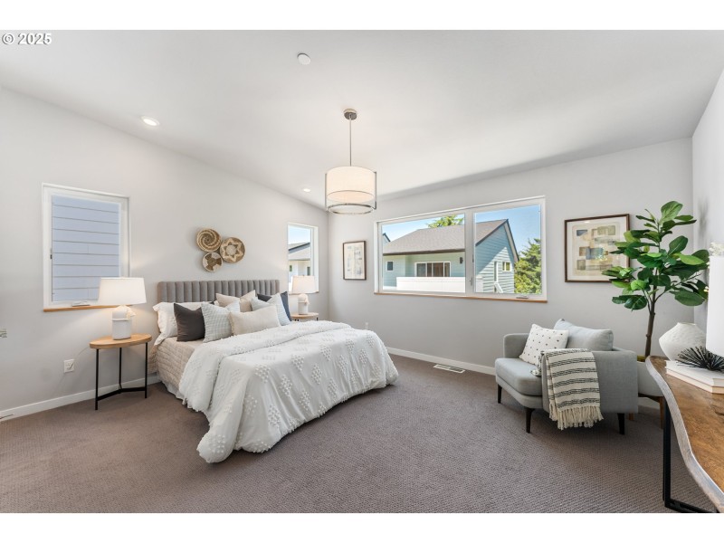 Bedroom, Primary