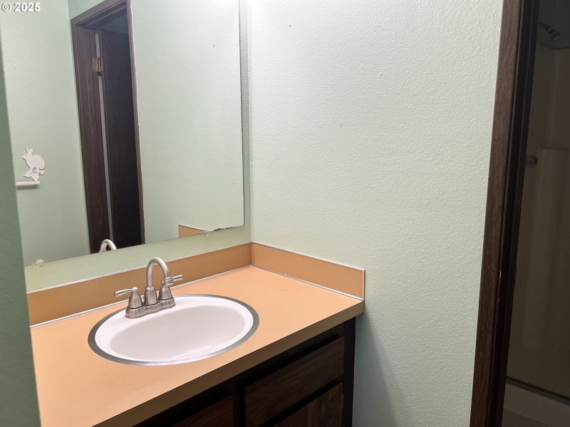 Bedroom, Owner's Suite