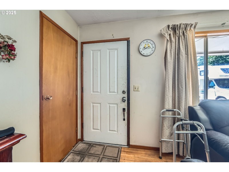 Entrance/Foyer