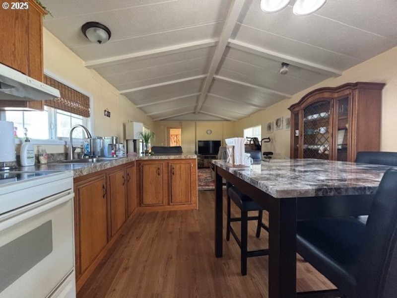 Kitchen/Living Room
