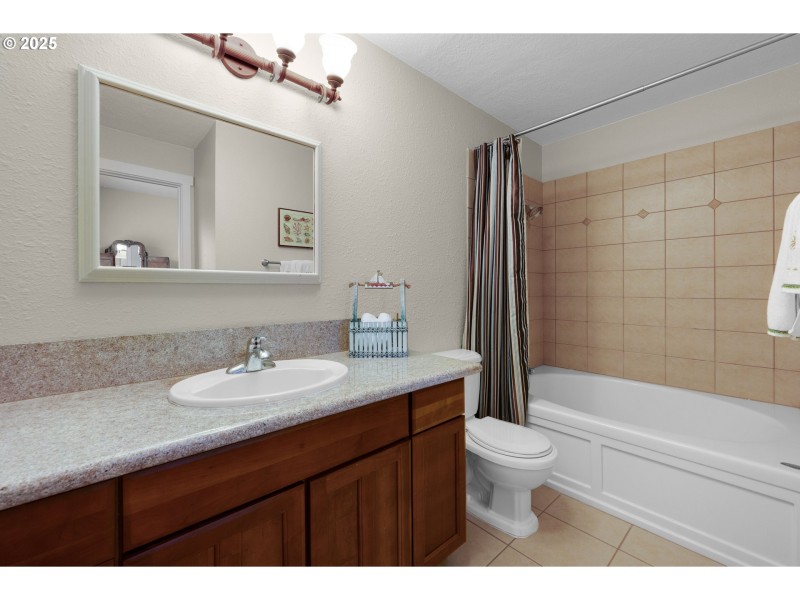 Bathroom, Attached