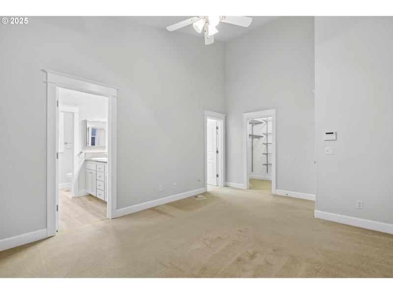 Bedroom, Owner's Suite