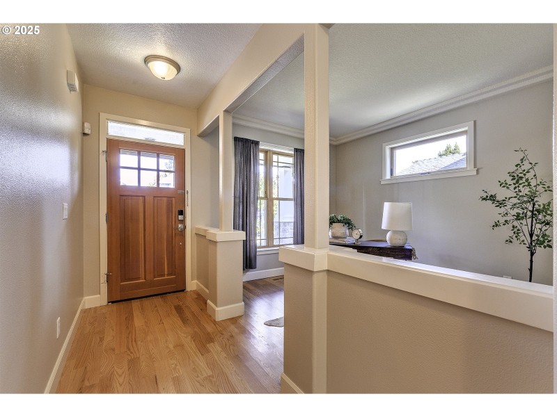 Entrance/Foyer