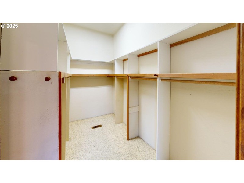 Bathroom, Attached