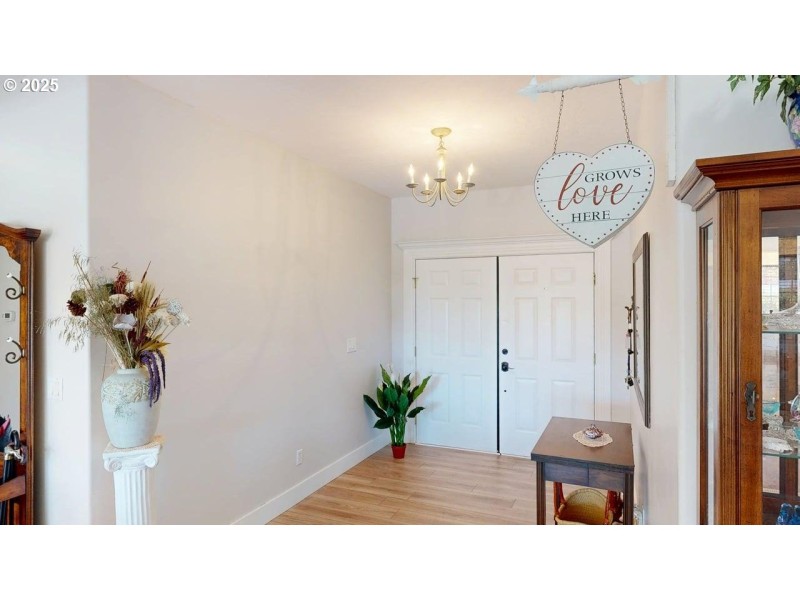 Entrance/Foyer